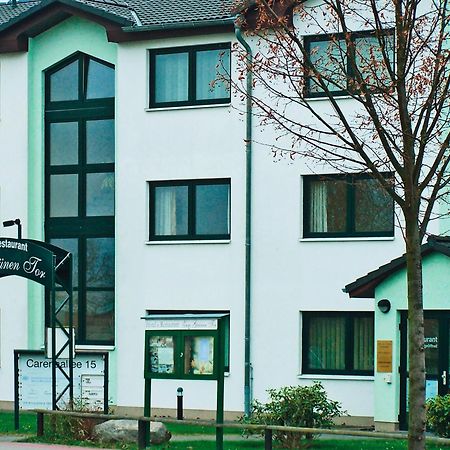 הופגארטן Hotel Zum Gruenen Tor מראה חיצוני תמונה