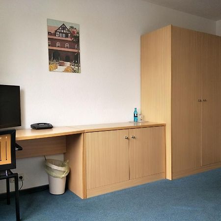 הופגארטן Hotel Zum Gruenen Tor מראה חיצוני תמונה